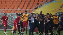 Pemain Iran selebrasi usai kalahkan Brasil./LOC WU17