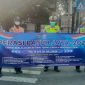 Giat Z 360 bergabung dengan jajaran anggota dan Dishub giat operasi Patuh 2024 dengan memberikan edukasi Kepada para pengemudi ojek,membentangkan spanduk Ops Patuh dan penegoran kpd pengendara yg naik Trotoar di TL Cengkareng. Foto : IST