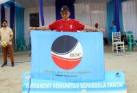 - Presiden Indonesia Beach Soccer Community (IBSC), Dr. Hinca IP Pandjaitan, SH, MH, ACCS