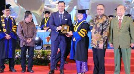 Acara wisuda Institut Ilmu Sosial Dan Manajemen STIAMI angkatan Ke-47 Semester Genap T.A 2023/2024 & Semester Ganjil T.A 2024/2025 Gd. Balai Samudera, Kelapa Gading, Jakarta Utara, Kamis (19/12). Foto : STIAMI