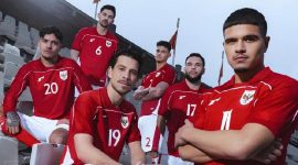 Jersey terbaru itu muncul dengan tema besar 