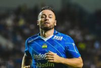 Marck Klock Pemain Timnas Indonesia asal klub Persib Bandung memberikan klarifikasi pernyataannya soal Shin Tae-Yong karena ada yang kurang tepat dalam penterjemahan bahasa.