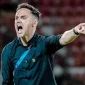 Pelatih Persebaya, Paul Munster geram dengan keputusan wasit. Foto : Persebaya