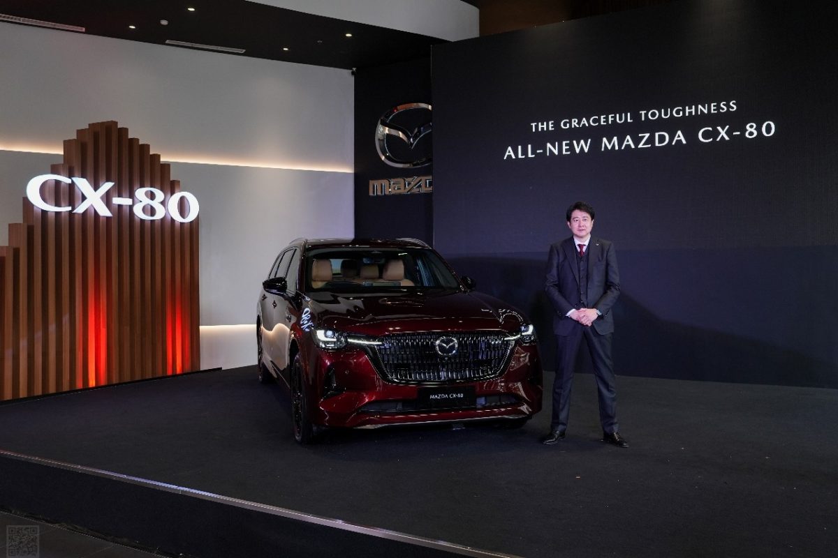 PT Eurokars Motor Indonesia (EMI), sebagai Agen Tunggal Pemegang Merek (ATPM) dan distributor resmi kendaraan Mazda, dengan bangga memperkenalkan The All-New Mazda CX-80, kendaraan Plug-in Hybrid Electric Vehicle (PHEV) pertama Mazda di Indonesia. Peluncuran Flagship Premium SUV ini diumumkan oleh Ricky Thio, Chief Operating Officer PT EMI, dalam konferensi pers pada tanggal 22 Januari 2025, di Mazda Indonesia Headquarters. Foto : Pohan