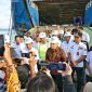 Menteri Perhubungan Dudy Purwagandhi bersama Menteri Dalam Negeri Tito Karnavian dan Gubernur Lampung Rahmat Mirzani Djausal melakukan pengecekan ke sejumlah sarana dan prasarana transportasi di Lampung, Kamis (13/3). Foto : Menhub