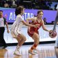 Laga antara Tim Gisel menghadapi Tim Gading dalam IBL Celebrity Game 2025 ini akhirnya dimenangkan oleh tim Red Bull dengan skor 38-22 atas tim Kratingdaeng. 