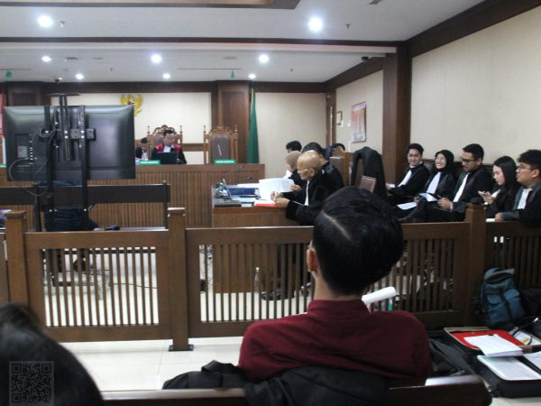 OC Kaligis Tuding Saksi Kepala Seksi Pemanfaatan Hutan Haltim Beri Kesaksian Palsu