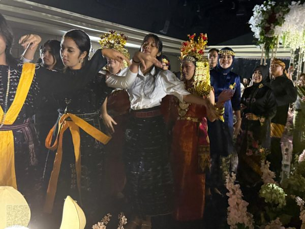 Unik, Para Tokoh Nasional Ini Nyanyikan Lagu Cinta Tanah Air di Momen Pernikahan, Alasannya Jempol Abis!