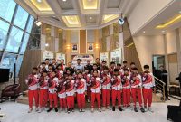 Pesepakbola muda berusia 14 tahun, Bintang Sinaga Air, sangat bangga saat berada di ruangan Media Center Kemenpora, Senin (15/6). Foto : ist