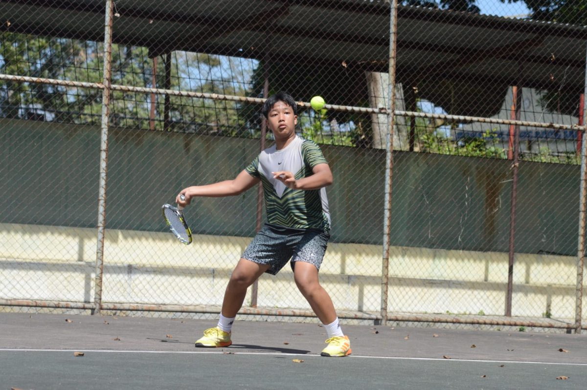  Petenis Narendra Zahin Nurrachmad maju ke babak perempat final Sirkuit Nasional Junior Piala Rektor Universitas Ngudi Waluyo Ungaran, Jawa Tengah,  Kamis 9 Juli 2026. Foto : ist