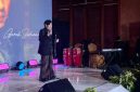 Guruh Soekarno Putra menyampaikan sambutan di acara Pagelaran Wastra Karya Guruh Soekarno Putra dalam menjelang 100 tahun Kongres Wanita Indonesia (Kowani), di Jakarta, Jumat (10/10/2025). (ANTARA/Farika Khotimah)
