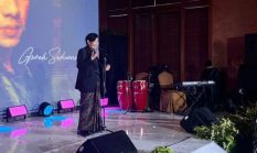 Guruh Soekarno Meninggal Dunia, Rano Karno: Bendera Partai Turun Setengah Tiang